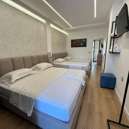 Hotel Europa Krujë Exteriör bild