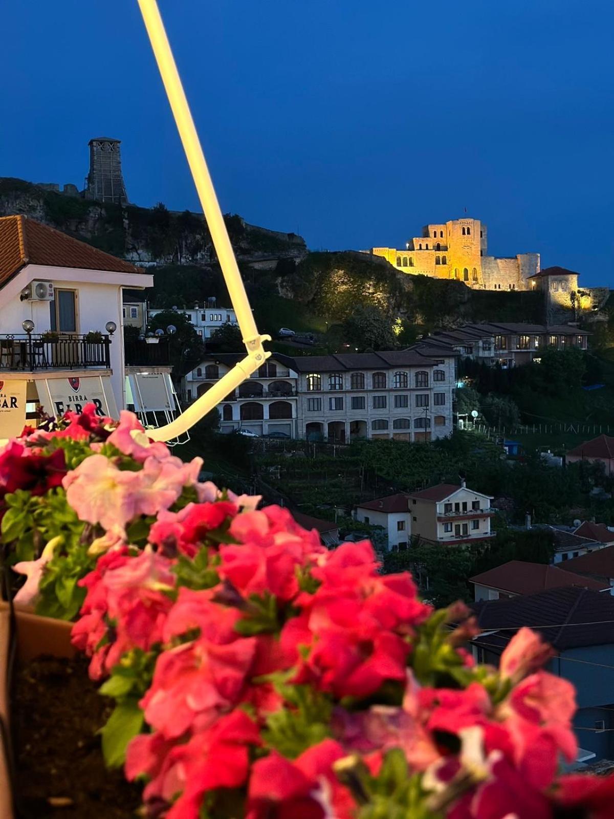 Hotel Europa Krujë Exteriör bild