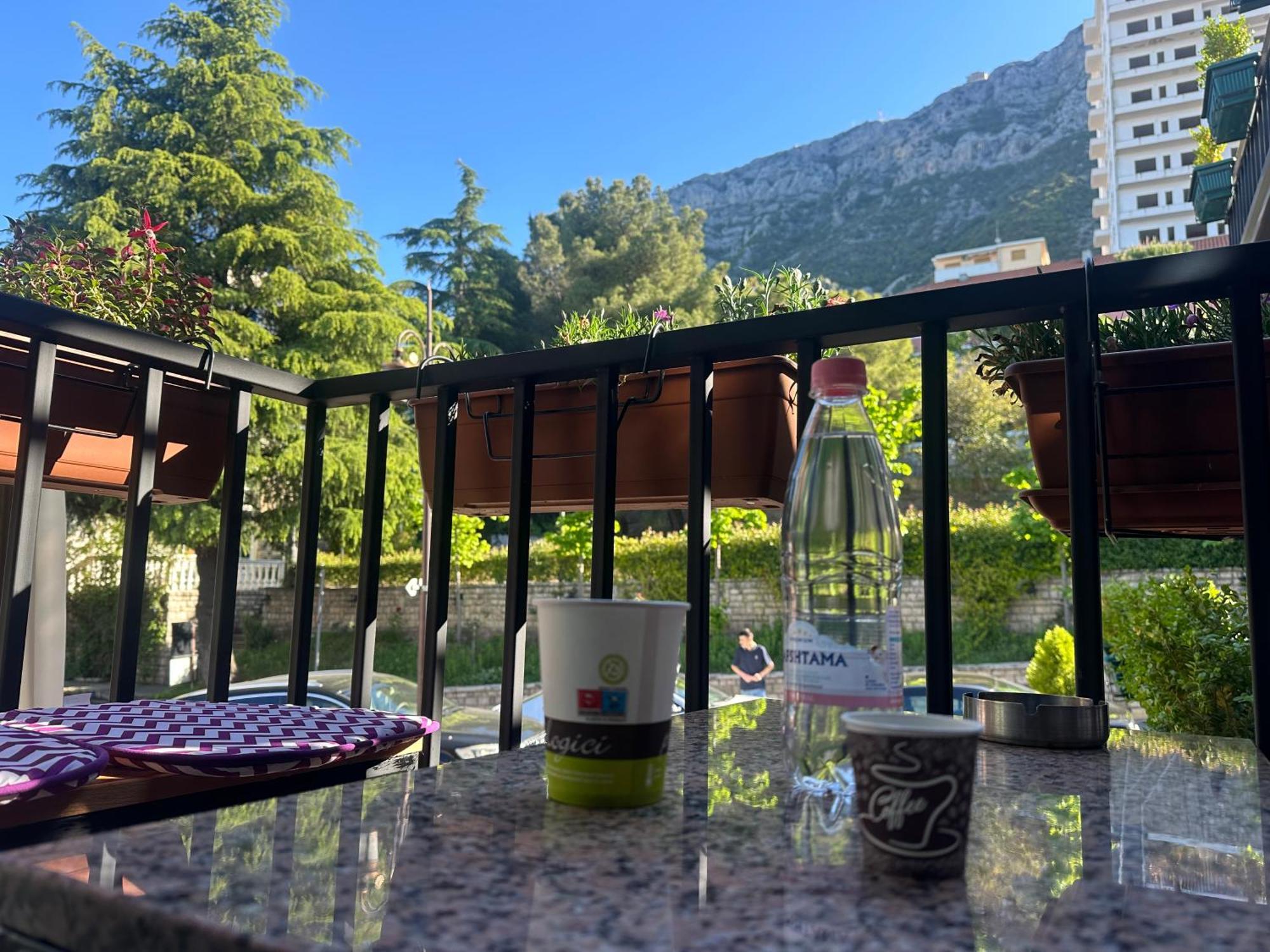 Hotel Europa Krujë Exteriör bild